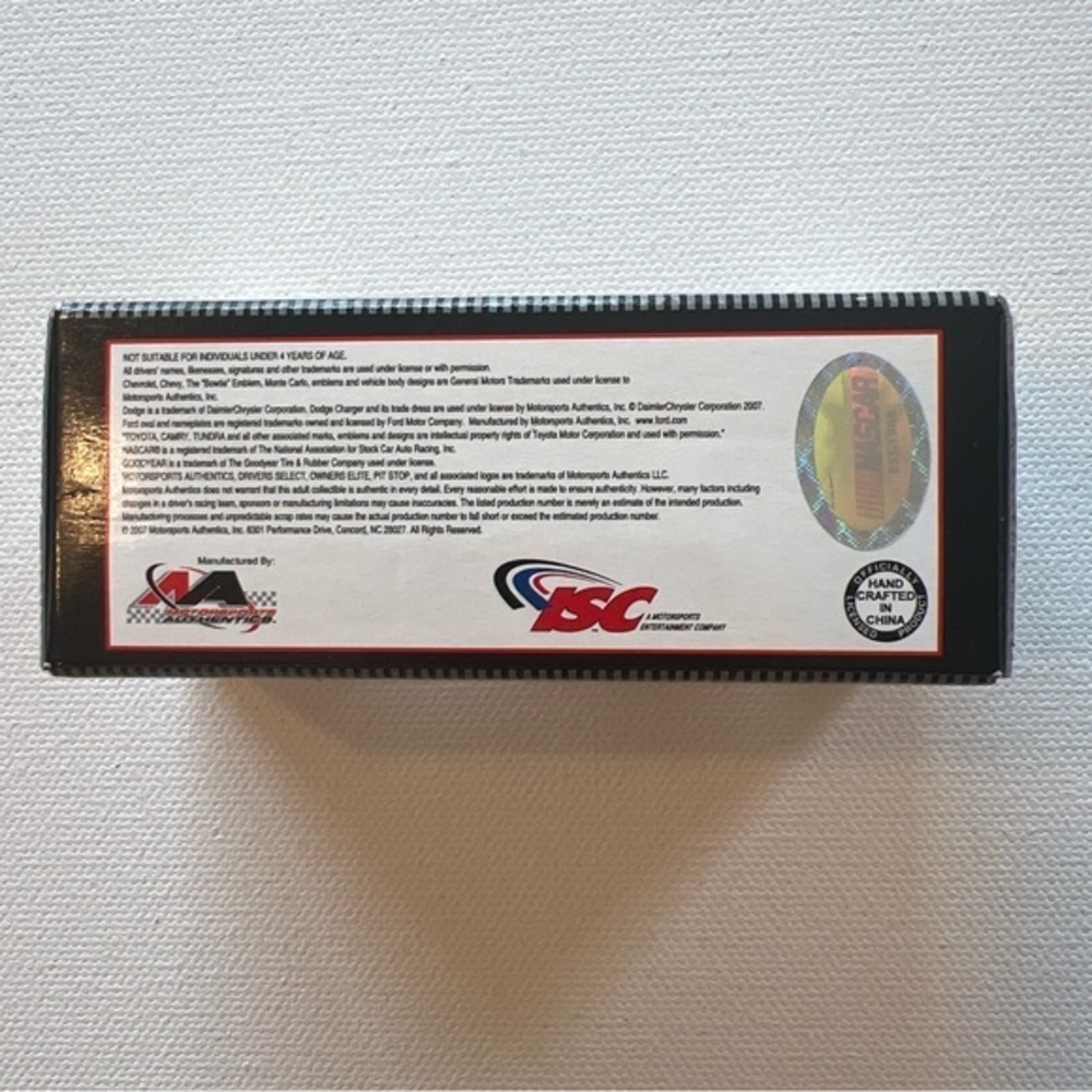 New Daytona‎ 500 '07 NASCAR Diecast Car 1:64 Elliott Sadler Ford (A3) - Picture 6 of 6